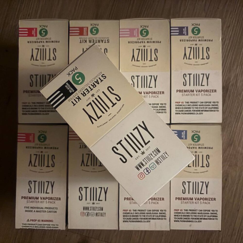 STIIIZY Starter Kits – Multiple Colors Available